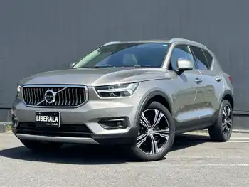 ボルボ ＸＣ４０ B4 AWD インスクリプション 1オーナー/HDDナビ/360°カメラ/パノラマSR