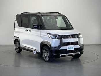 三菱 デリカミニ T プレミアム 届出済未使用車 e-Assist 全方位カメラ