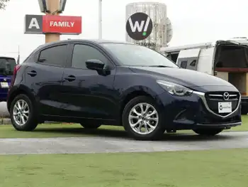 マツダ デミオ 13S ツーリング Lパッケージ