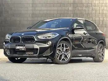 ＢＭＷ Ｘ２ xDrive20i MスポーツX HilinePKGブラックレザー
