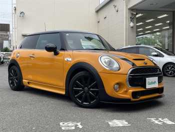 ＭＩＮＩ ミニ クーパー S 6MT/フロントリップスポイラー