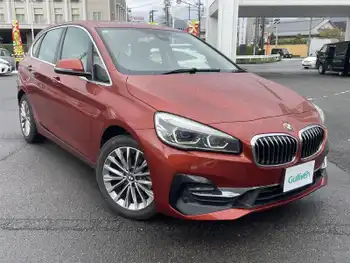 ＢＭＷ ２１８ｄ アクティブツアラー ラグジュアリー 純正ナビ　バックカメラ　レザーシート