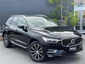 ボルボ ＸＣ６０ D4 AWD インスクリプション