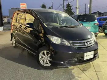 ホンダ フリード Gエアロ 純正ナビ ETC HIDヘッドライト