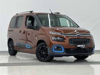 シトロエン ベルランゴ シャイン ACC　フルセグTV　アップルカープレイ