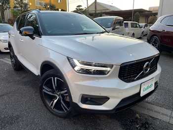 ボルボ ＸＣ４０ T4 AWD Rデザイン