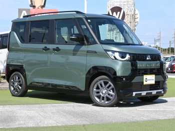 三菱 デリカミニ T プレミアム 届出済未使用車