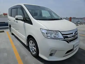 日産 セレナ ハイウェイスター Vセレクション ワンオーナー 禁煙車 純正ナビ 両側Pスラ