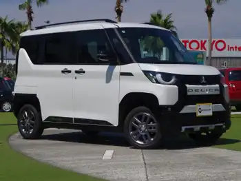 三菱 デリカミニ T プレミアム 届出済未使用車 全方位 9型カープレイ BT