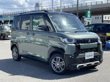 三菱 デリカミニ T プレミアム 届出済未使用車 4WD 9型ディスプレイ LED