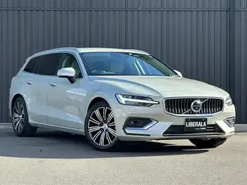 ボルボ Ｖ６０ T5 インスクリプション