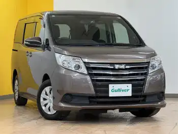 トヨタ ノア X 禁煙車　純正9型ナビ Bカメラ 後席モニター