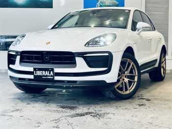 ポルシェ ポルシェ マカン T サンルーフ メーカーナビ 全方位 白革 BOSE