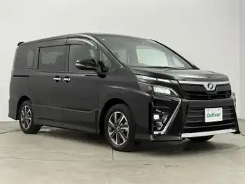 トヨタ ヴォクシー ZS アルパイン9型ナビ　後席モニタETC