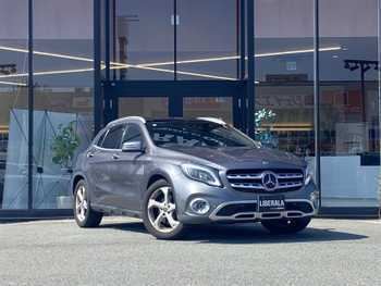 メルセデス・ベンツ ＧＬＡ２２０ 4マチック SR ACC ナビ Bカメ 温席 ETC 純正18AW