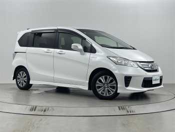 ホンダ フリード ハイブリット ジャストセレクション バックカメラ 両側電動ドア 革巻きハンドル
