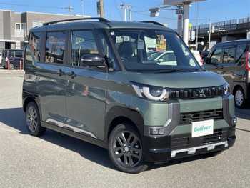 三菱 デリカミニ T プレミアム 届出済未使用車 4WD 純正9型ディスプレイ