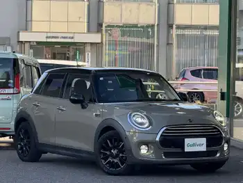 ＭＩＮＩ ミニ クーパー D 禁煙1オナナビBカメラ純16AWヒート席