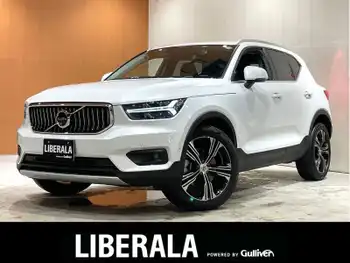 ボルボ ＸＣ４０ T4 AWD インスクリプション