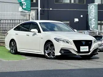 トヨタ クラウン ハイブリッド RS アドバンス ワンオーナー、冬タイヤセット積込