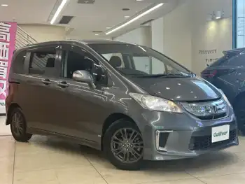 ホンダ フリード ハイブリット ジャストセレクション 禁煙 ナビ Bカメ 片側自動 自動追従 HID