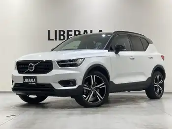 ボルボ ＸＣ４０ T4 AWD Rデザイン 純正ナビ 360°カメラ 半革 シートH LED