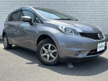日産 ノート X FOUR Vセレ +セーフ