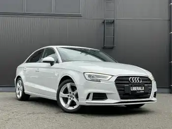 アウディ Ａ３ セダン 30TFSI スポーツ