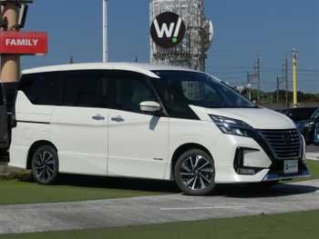 日産 セレナ ハイウェイスター V