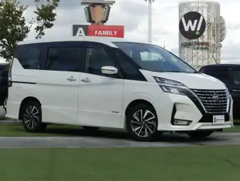 日産 セレナ ハイウェイスター V
