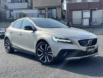 ボルボ Ｖ４０ クロスカントリー T5 AWD サマム