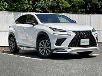 レクサス ＮＸ 300h Fスポーツ 1オナ　衝突軽減　サンルーフ　追従CC