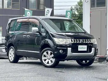 三菱 デリカＤ：５ シャモニー ワンオーナー純正ナビ寒冷地仕様