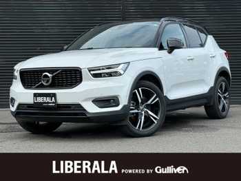 ボルボ ＸＣ４０ T4 AWD Rデザイン ワンオーナー 半革 BLIS 自動駐車 360 ACC