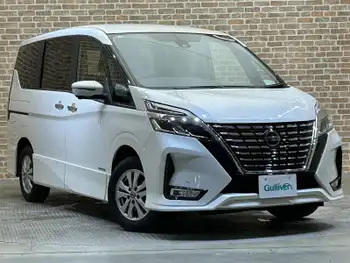 日産 セレナ ハイウェイスター V プロパイロット/両側パワースライドドア