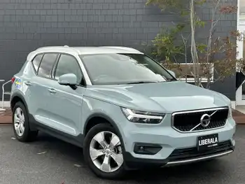 ボルボ ＸＣ４０ T4 モメンタム