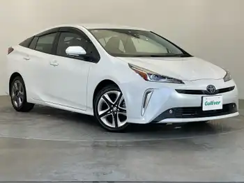 トヨタ プリウス A ツーリングセレクション 禁煙車 全方位カメラ 純正ナビ HDMI ETC