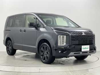 三菱 デリカＤ：５ シャモニー 登録済未使用車 全方位 両側電動 追従走行