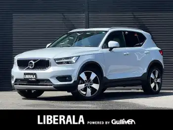 ボルボ ＸＣ４０ T4 モメンタム