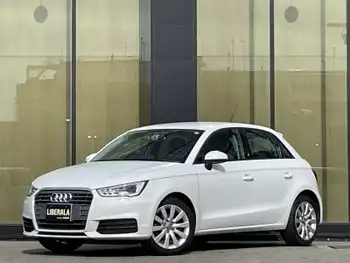 アウディ Ａ１ SB 1．0TFSI バックカメラ フルセグテレビ オートライト