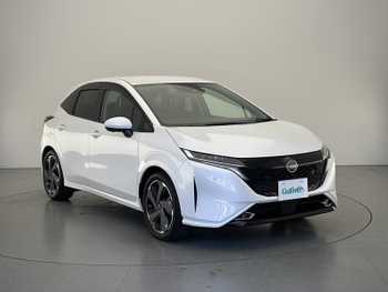 日産 オーラ G FOUR レザーエディション 純正メモリナビ ETC2.0 全方位カメラ