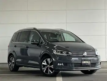 フォルクスワーゲン ＶＷ ゴルフ トゥーラン TDI ハイライン 全席シートヒーター/AppleCarPlay