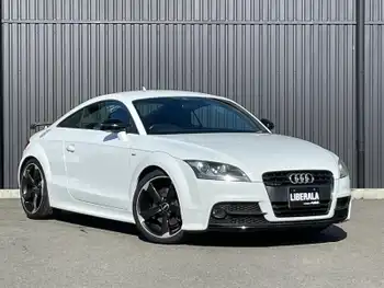 アウディ ＴＴクーペ 1．8 TFSI Sライン コンペティション
