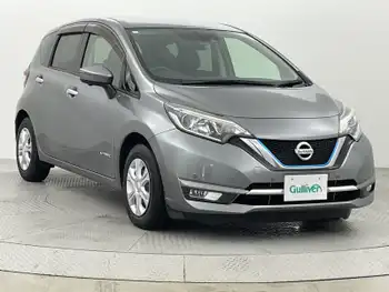 日産 ノート e－パワー メダリスト SDナビアラウンドビューLEDヘッドライト