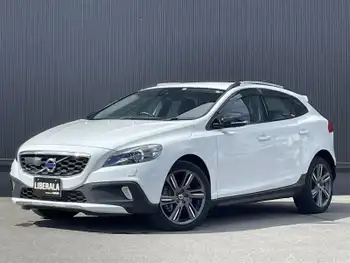 ボルボ Ｖ４０ クロスカントリー T5 AWD 1オーナー インテリセーフ 黒革/ヒーター