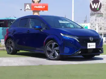 日産 オーラ G レザーエディション