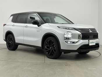 三菱 アウトランダー ＰＨＥＶ ブラックエディション メーカー純正ナビ フルセグTV 全方位カメラ