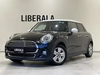ＭＩＮＩ ＢＭＷ ミニ クーパー サザーク 純正ナビ 黒革 シートH LED 純正15incAW