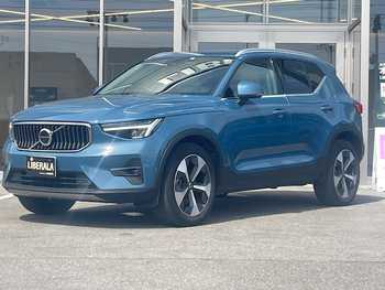 ボルボ ボルボ ＸＣ４０  サンルーフ・ハーマンカードン・360カメラ