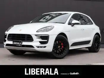 ポルシェ マカン GTS スポーツクロノ/スポーツデザインPKG 赤革